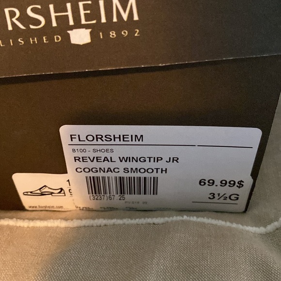 Florsheim boys shoes. EUC worn once. Size 3.5. Tan colour and leather - Picture 3 of 5